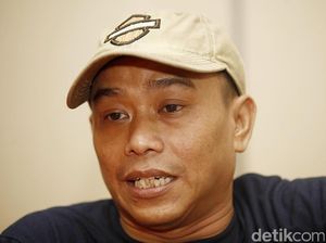 Pidi Baiq Segera Rilis Buku Baru Pidi Baiq Segera Rilis Buku Baru