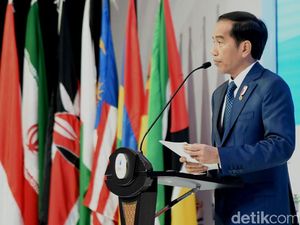 Cegah Kasus Impor Corona, Jokowi Pantau Kepulangan 3.000 TKI dari Malaysia