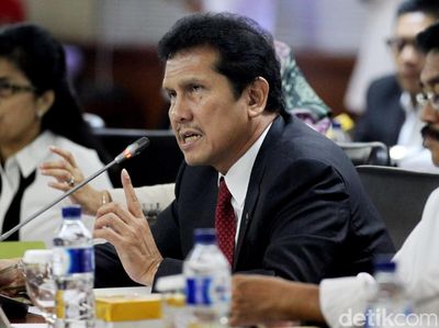 Menpan Raker Dengan Komite I DPD
