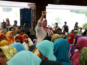 Mensos Salurkan Bantuan Rp 255,8 miliar untuk Bojonegoro Mensos Salurkan Bantuan Rp 255,8 miliar untuk Bojonegoro