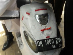 Wanita Bermotor Diamankan karena Mencoba Masuk Hotel Raja Salman