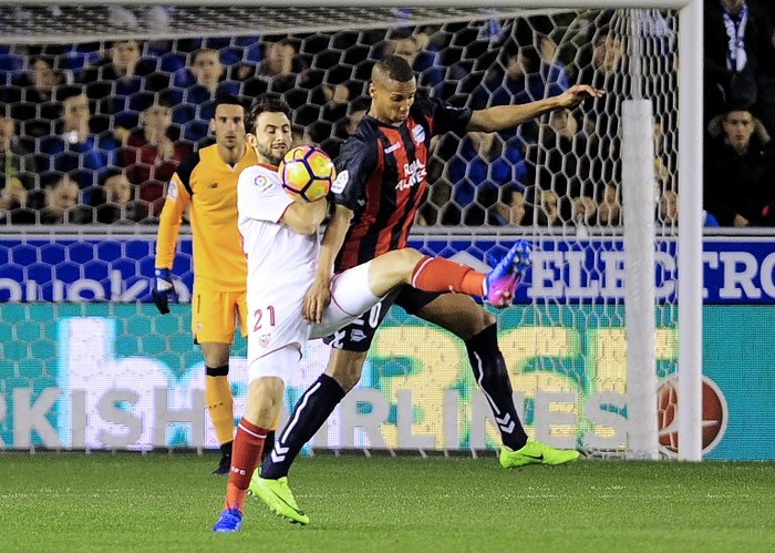 Sevilla Ditahan Alaves