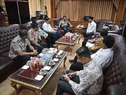 Pemkot Bandung dan Polda Jabar Bentuk Tim Antiteroris Tingkat RW