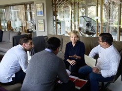 Restoran Ini Hadirkan Sesi Terapi bersama Psikolog untuk Pegawainya