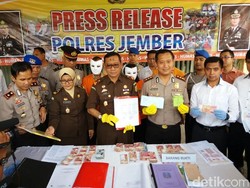 Tim Saber Pungli OTT Kasek dan Dua Wakasek SMKN Jember