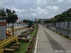 Pembangunan Underpass Kuningan-Mampang, 2 Busway Ditutup