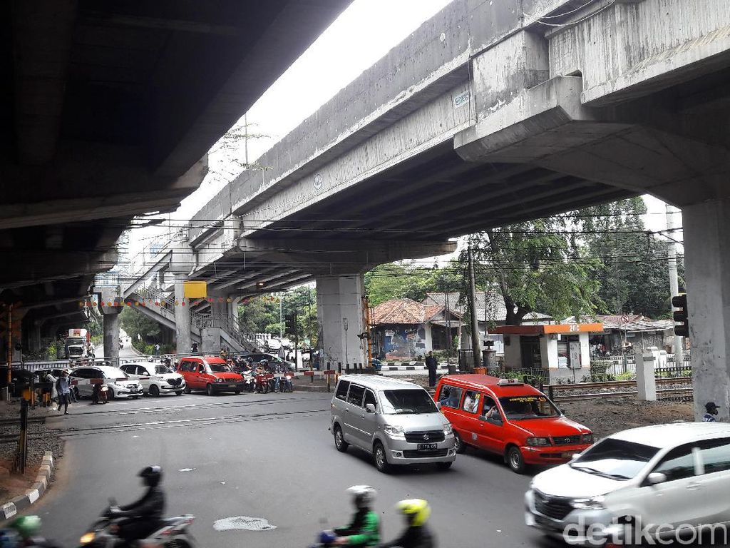 4 Perlintasan KA di DKI akan Ditutup, Ini Jalan Alternatifnya 4 Perlintasan KA di DKI akan Ditutup, Ini Jalan Alternatifnya