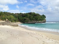 Yang Kamu Belum Tahu, Sumba Punya Pantai yang Serba Putih