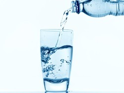 Wah, Ada Air Mineral Rasanya Kayak Cokelat!