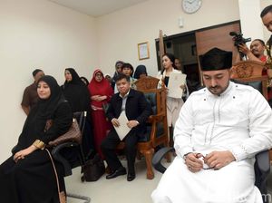 Putri Aisyah dan Al Habsyi Tempuh Musyawarah Selesaikan Perceraian Putri Aisyah dan Al Habsyi Tempuh Musyawarah Selesaikan Perceraian