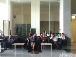 Dalami Kasus Suap PUPR, KPK Panggil Plt Sekjen DPR