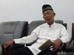 Kisah Teladan Muhlas, Spesialis Memandikan Jenazah