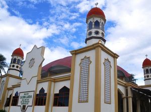 Potret Masjid Cantik Perlambang Cinta & Kenangan di Sigi, Sulteng