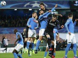 Mengawal Ramos Saat Situasi Bola Mati Nyaris Mustahil