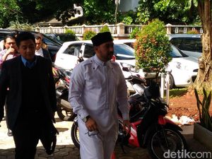 Ustad Al Habsyi antara Perceraian dan Terus Berdakwah Ustad Al Habsyi antara Perceraian dan Terus Berdakwah