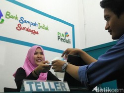 Di Surabaya Bisa Bayar Listrik dengan Sampah