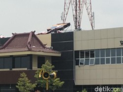 Begini Penampakan Polda Jatim Pasca Diterjang Hujan Badai