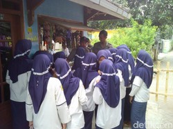 Satpol PP Pasuruan Belum Temukan Permen Dot di Sekolah