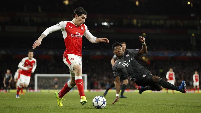 Arsenal Harus Minta Maaf ke Fans