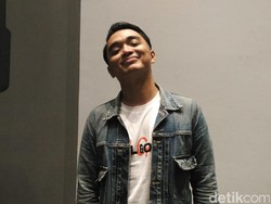 Dipha Barus Sempat Terpuruk tapi Bangkit dan Lanjut Bermusik