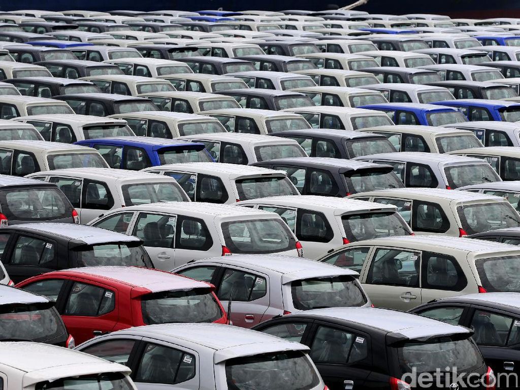 Toyota Fokuskan Produksi Hybrid? Toyota Fokuskan Produksi Hybrid?