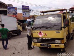 Operasi di Perbatasan Tangerang, Dishub Jakbar Kandangkan 7 Mobil