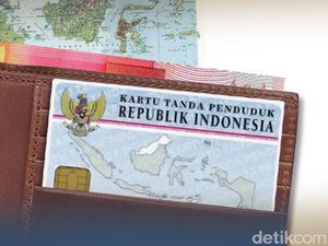 e-KTP (Harusnya Bisa) Bikin Indonesia Lebih Baik e-KTP (Harusnya Bisa) Bikin Indonesia Lebih Baik