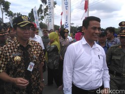 Mentan Panen Raya Padi di Purworejo dan Kebumen