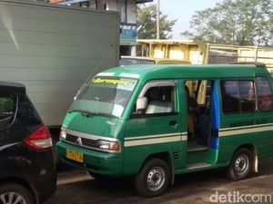 Aksi Mogok, Pagi Ini Sebagian Angkot di Bandung Masih Beroperasi