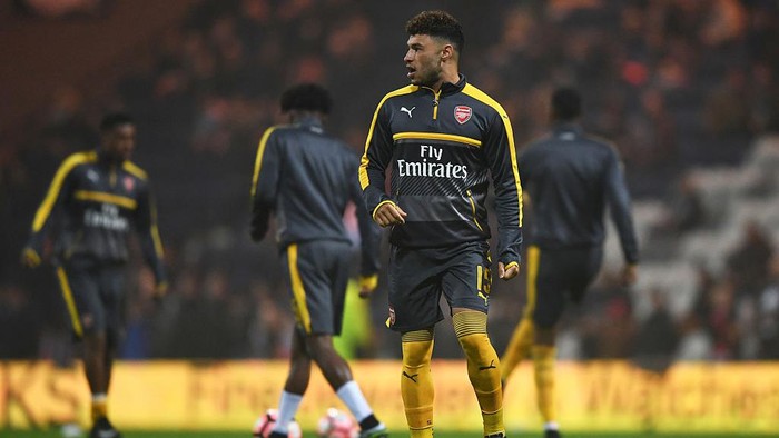 Wenger Komentari Rumor Masa Depan Oxlade-Chamberlain