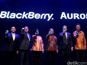 Menkominfo Hadiri Peluncuran BlackBerry Aurora