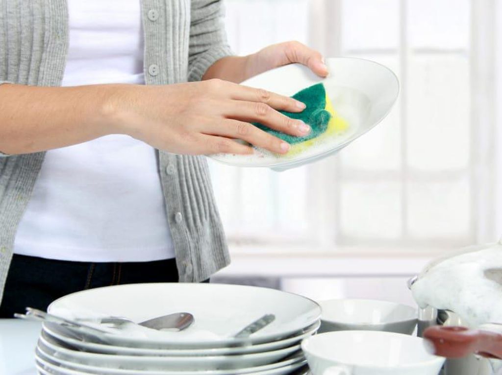8 Kesalahan Ini Sering Dilakukan Saat Bersihkan Peralatan Dapur