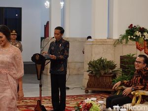 Bahas Proyek Strategis Sulteng dan Kaltim, Jokowi Kumpulkan Menteri