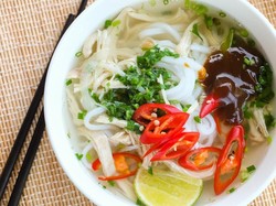 Sluurp! Di Jakarta Pusat Bisa Cicip Pho di 5 Tempat Ini