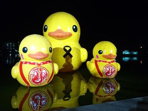 Sudah Tahu, Bebek adalah Ikon Wisata Udon Thani Thailand?