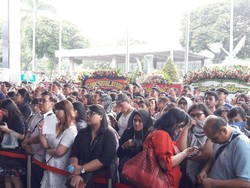 Hari Pertama GATF Jakarta, Pengunjung Membludak