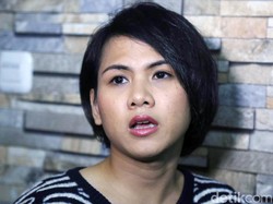 Kembali ke Jepang, Evelyn Tetap Ingat Aming