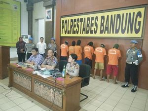 Pelaku Perusakan Avanza di Bandung Berprofesi Sopir Angkot