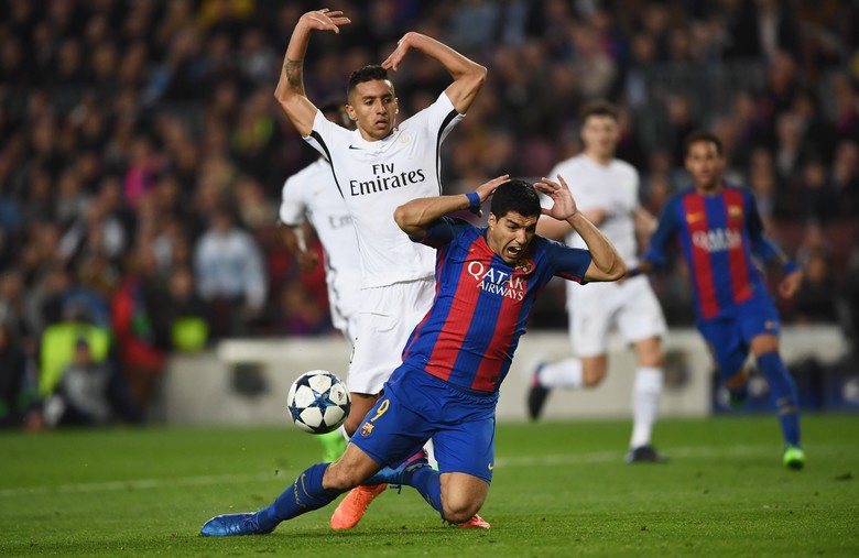 Kecaman untuk Suarez dalam Comeback Sensasional Barca Kecaman untuk Suarez dalam Comeback Sensasional Barca