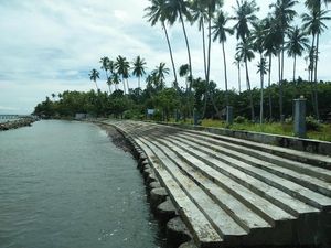 Di Raja Ampat Saat Sore, Yuk ke Pantai WTC Di Raja Ampat Saat Sore, Yuk ke Pantai WTC