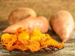 Yuk, Bikin Keripik Ubi Berbumbu Gurih Pedas