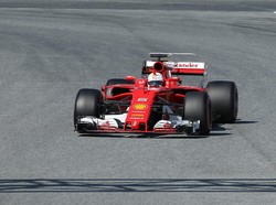 Vettel: Mercedes Tetap Favoritnya, Bukan Ferrari