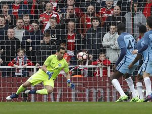 Claudio Bravo Alasan City Bisa Catatkan Clean Sheet Lagi