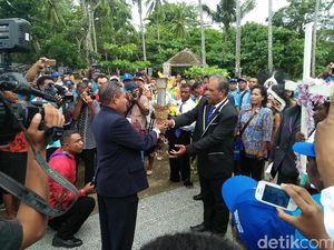 Obor Abadi Buka Tradisi Sidang Sinode XVII di Raja Ampat Obor Abadi Buka Tradisi Sidang Sinode XVII di Raja Ampat