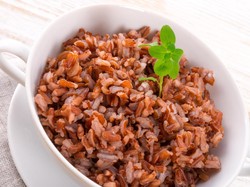 Masih Boleh Makan Nasi, Ini 4 Jenis Nasi yang Aman untuk Penderita Diabetes Masih Boleh Makan Nasi, Ini 4 Jenis Nasi yang Aman untuk Penderita Diabetes