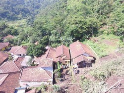 Jumlah Pengungsi Longsor di Cililin Bertambah Jadi 151 KK