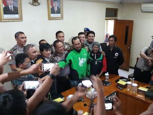 Ojek Online dan Pihak Angkot Tangerang Sepakat Berdamai