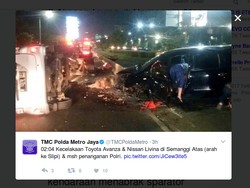 Kecelakaan di Semanggi Arah Slipi, 2 Mobil Rusak Parah