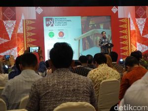 Buka Pameran Furnitur, Jokowi: Ekspor Harus Kita Dorong