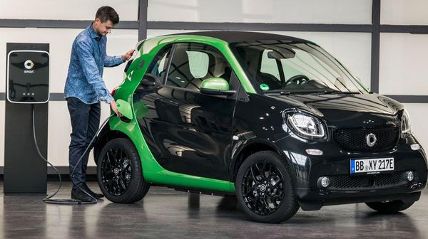 Mobil Listrik Smart Dijual Mulai Rp 312 Juta